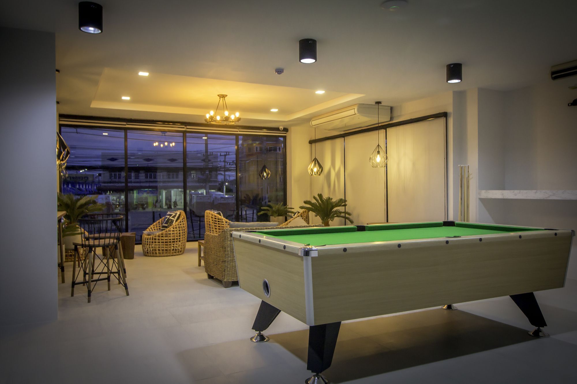 Triple Z Hotel Хуа Хин Экстерьер фото